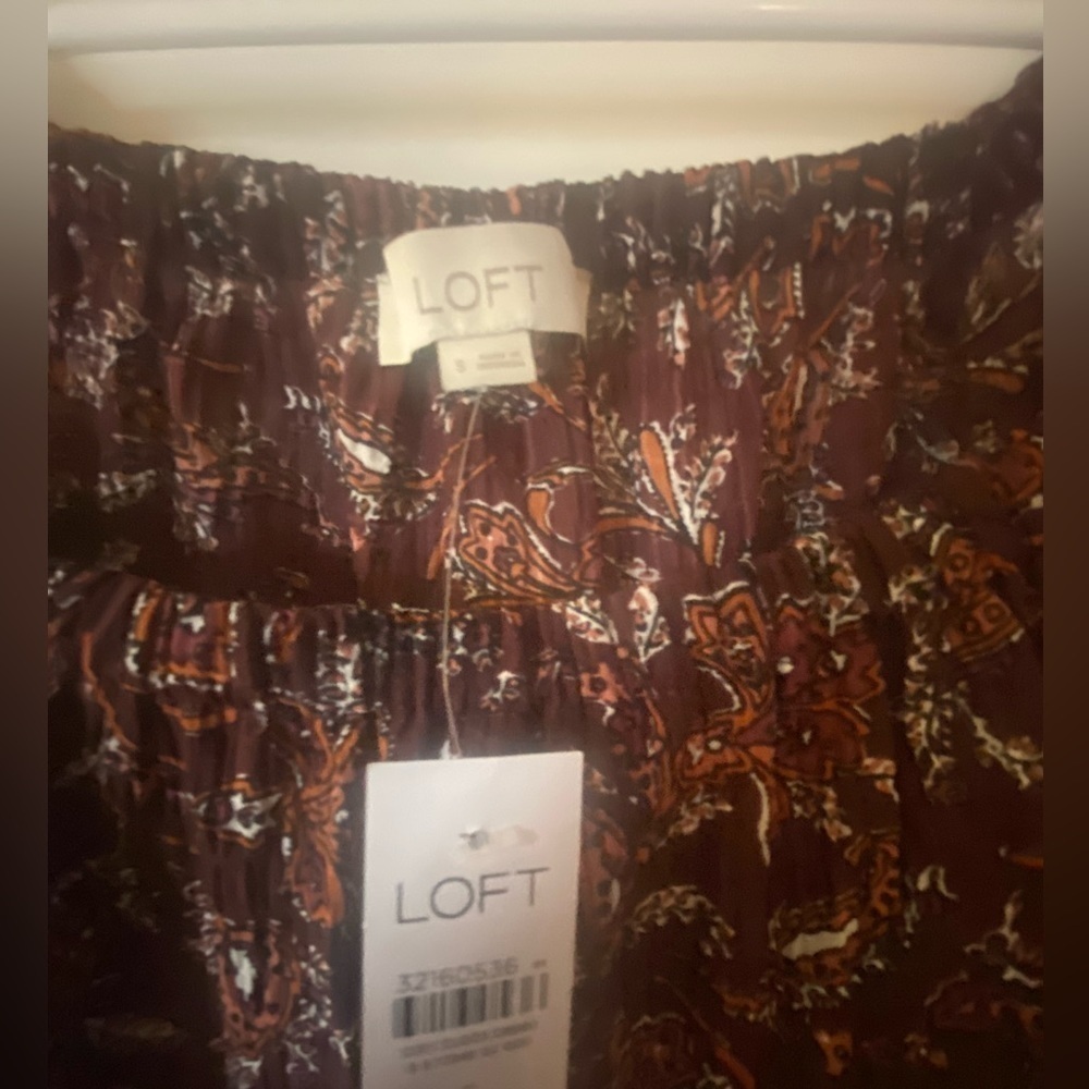 NWT Loft by Ann Taylor Chiffon Floral Long Sleeve Blouse size Small - Picture 4 of 8